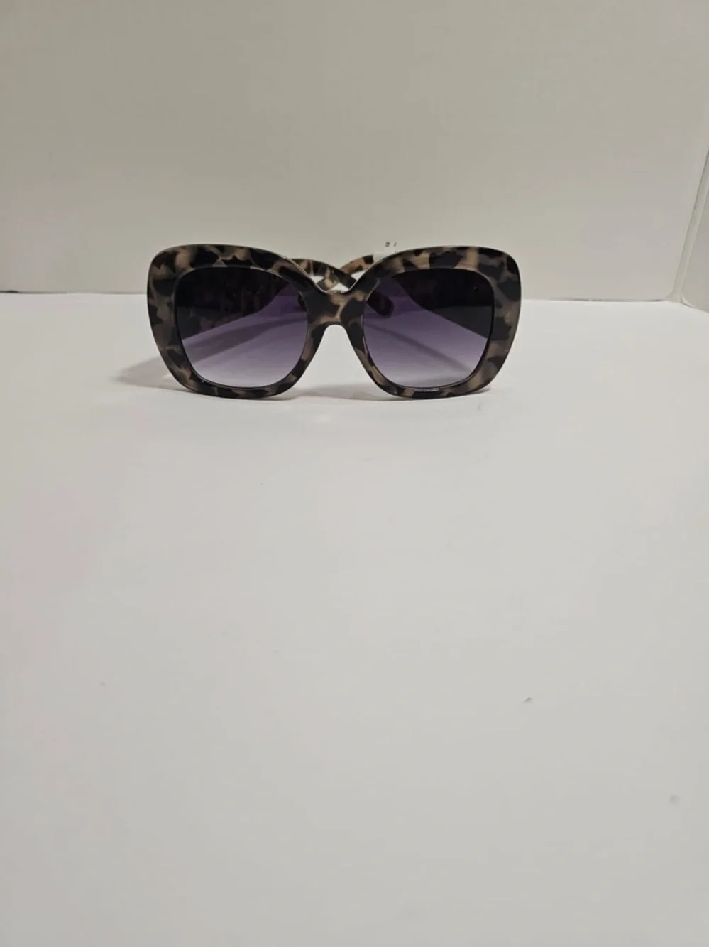 NWT Oversized Soft Square Grey Tortoise Sunglasses 100% UV Protection